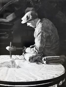Dressing a Mill Stone