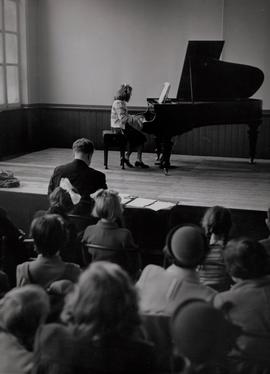 Pianist at the Father Mathew Feis