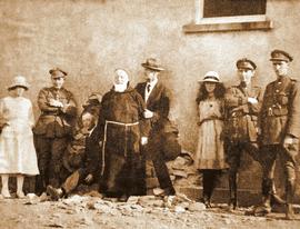 Br. Felix Harte OFM Cap. with Irish Free State Soldiers