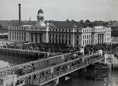 Open original Digital object