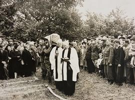 Burial of Douglas Hyde at Frenchpark, County Roscommon
