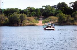 Pontoon Ferry Crossing at Chinyingi
