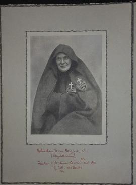 Passionist Nuns: Mamers, France: