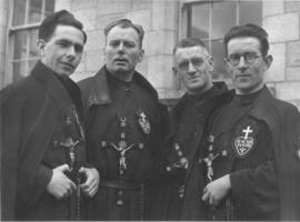 Group leaving for Tanganika