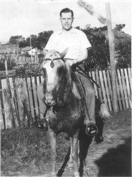 Passionist life in Paraguay, (6 snaps)