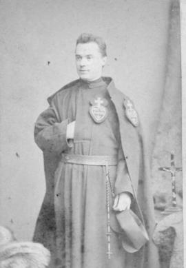 Portrait of Hilary Mara